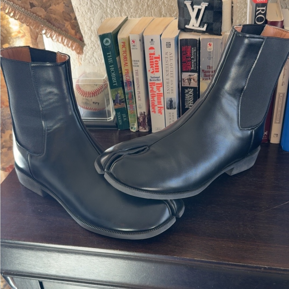 Unbranded Tabis